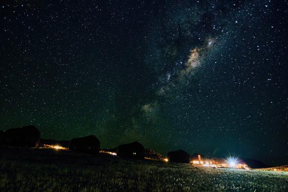 Desert Hills Lodge Stargazing