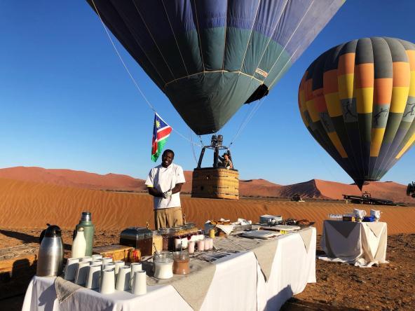 Balloon Safari Namib Frühstück 