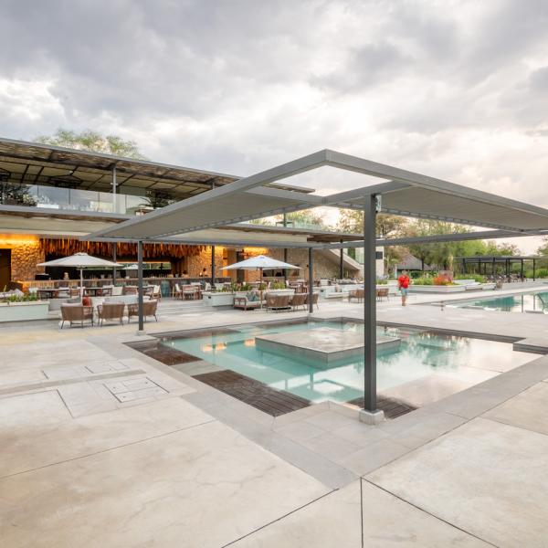 Mokuti Etosha Lodge - Pool